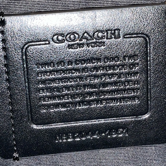 BNWT Coach Ranger Messenger Khaki Monogram - Picture 13 of 16